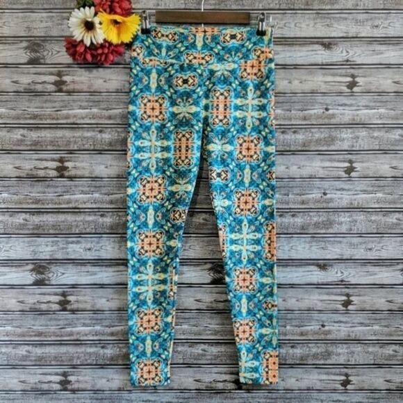 LuLaRoe Pants - Lularoe | Multicolored Kaleidoscope Butter Soft Leggings | One Size